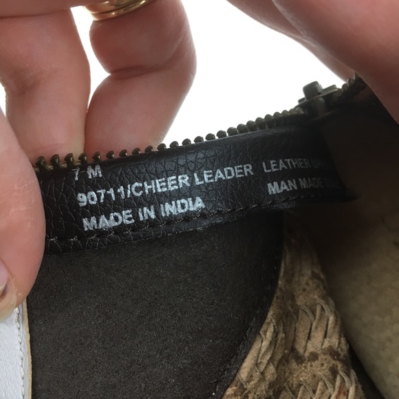 Diba True Western Ankle Boot Woven Leather Bootie Block Heel Gray Size 7 - Picture 7 of 8